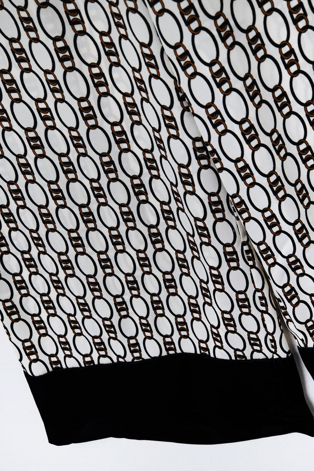 Wide-Leg Printed Pants with Chain Motif
