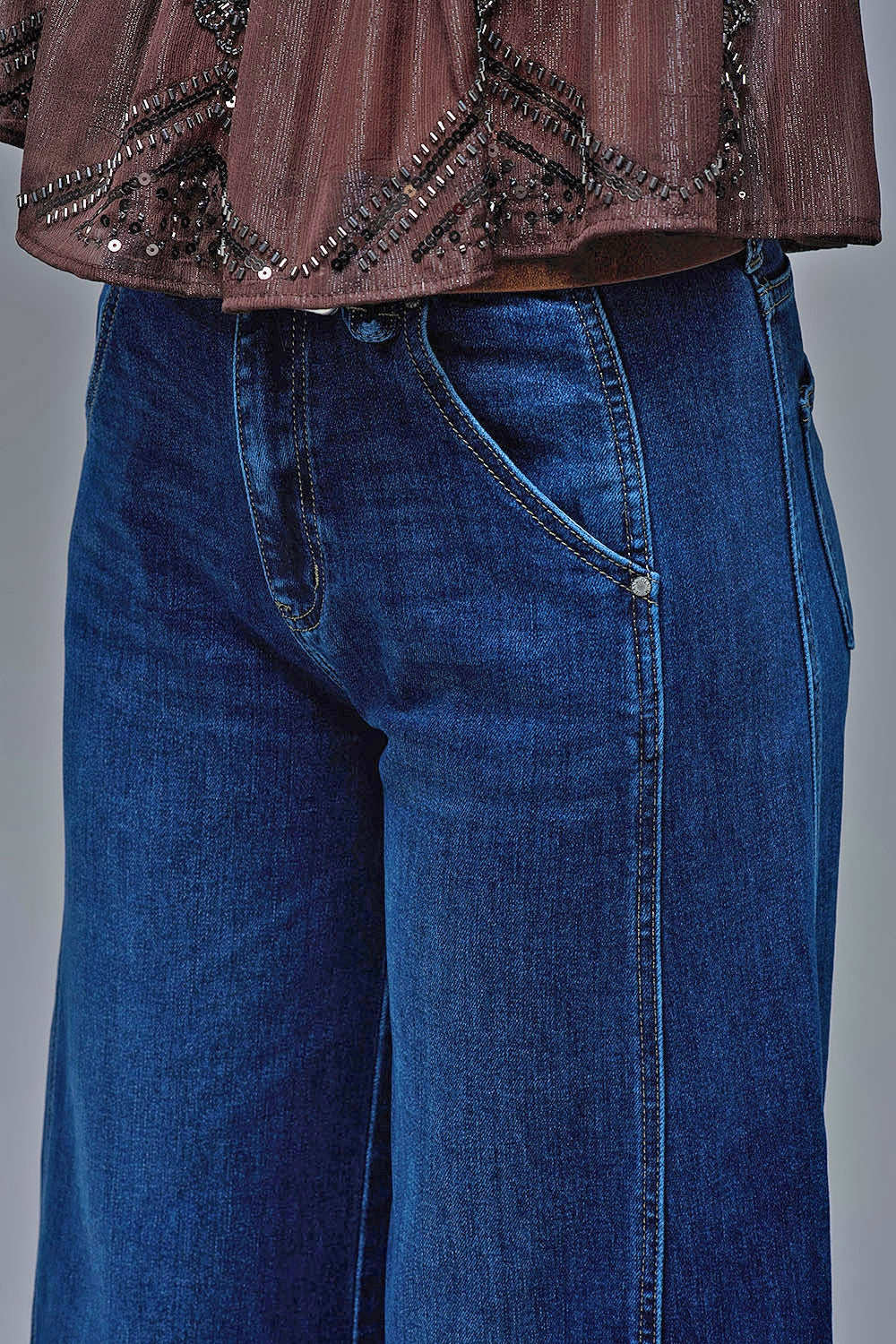 Extra Wide Leg Jeans In Mid Wash with side pockets