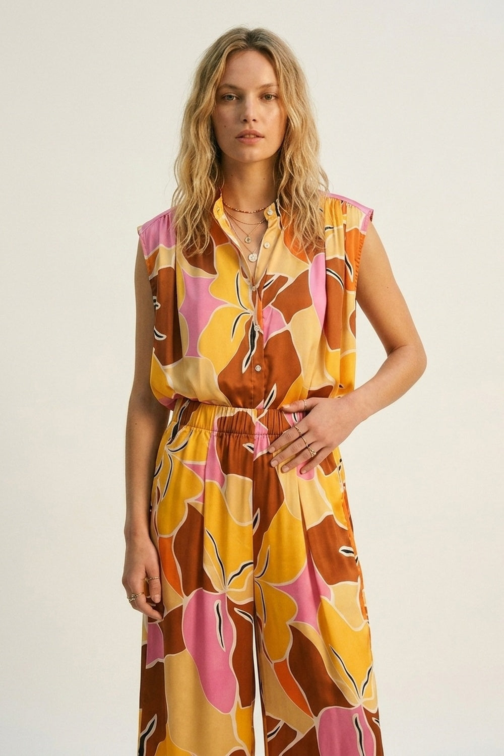 Tropical Print Wide Leg Pants in Warm orange tones