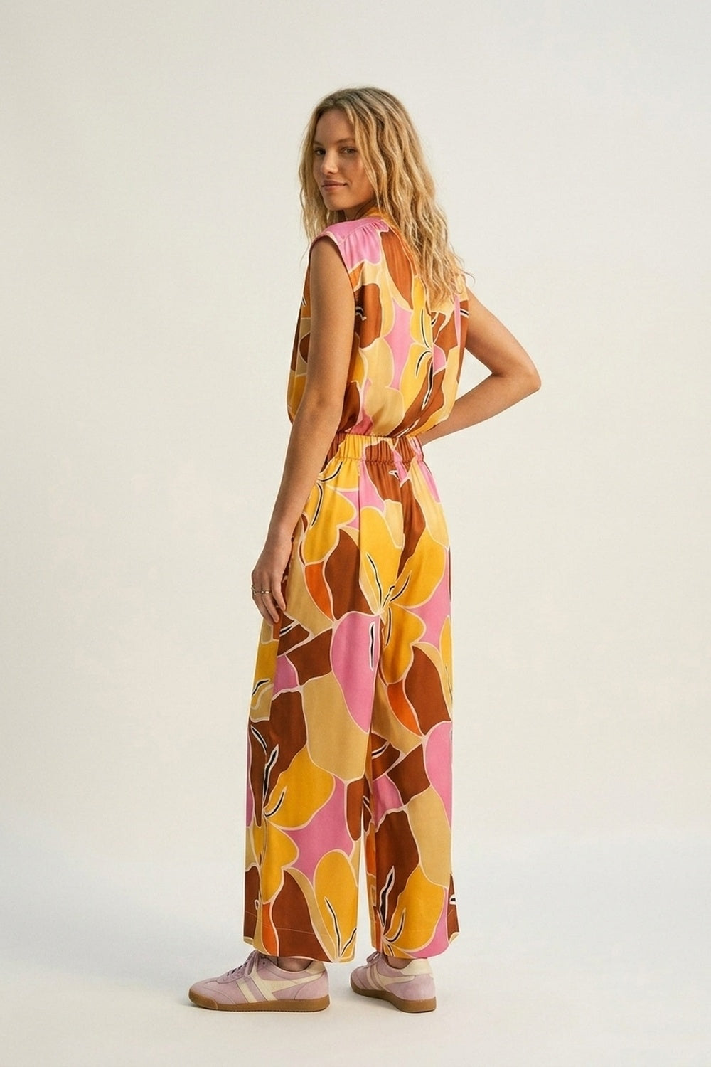 Tropical Print Wide Leg Pants in Warm orange tones