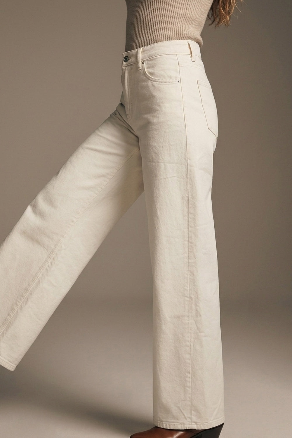 Extra wide leg trousers in cream color