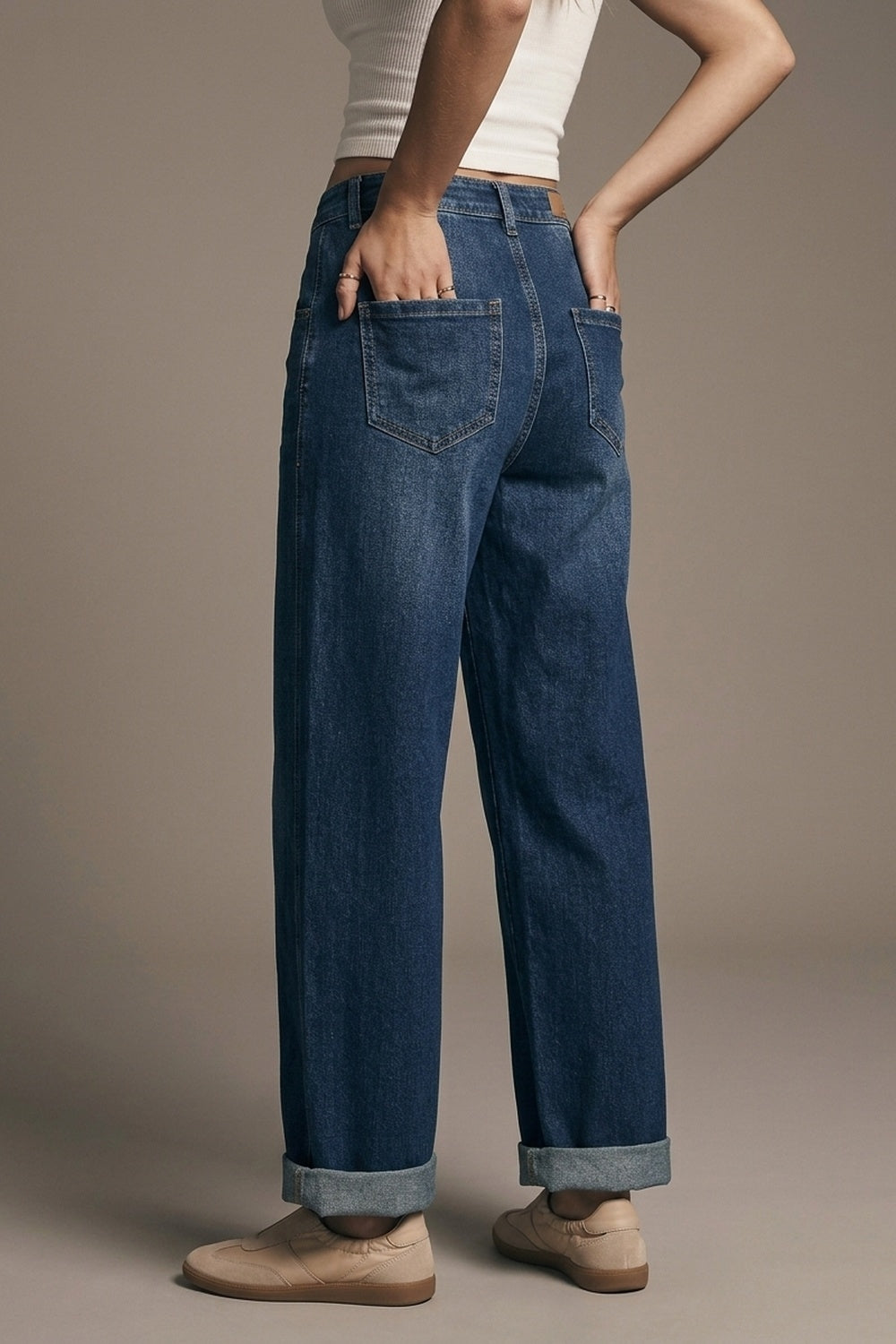 Dark wash Blue Wide-Leg Jeans with side pockets