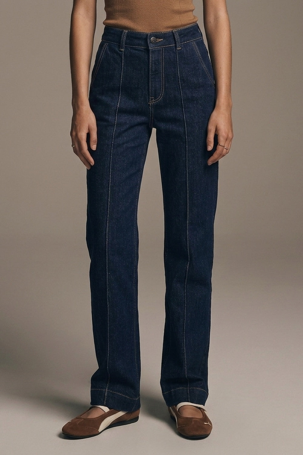 Long Straight Dark Blue Jeans With Contrast Stitching