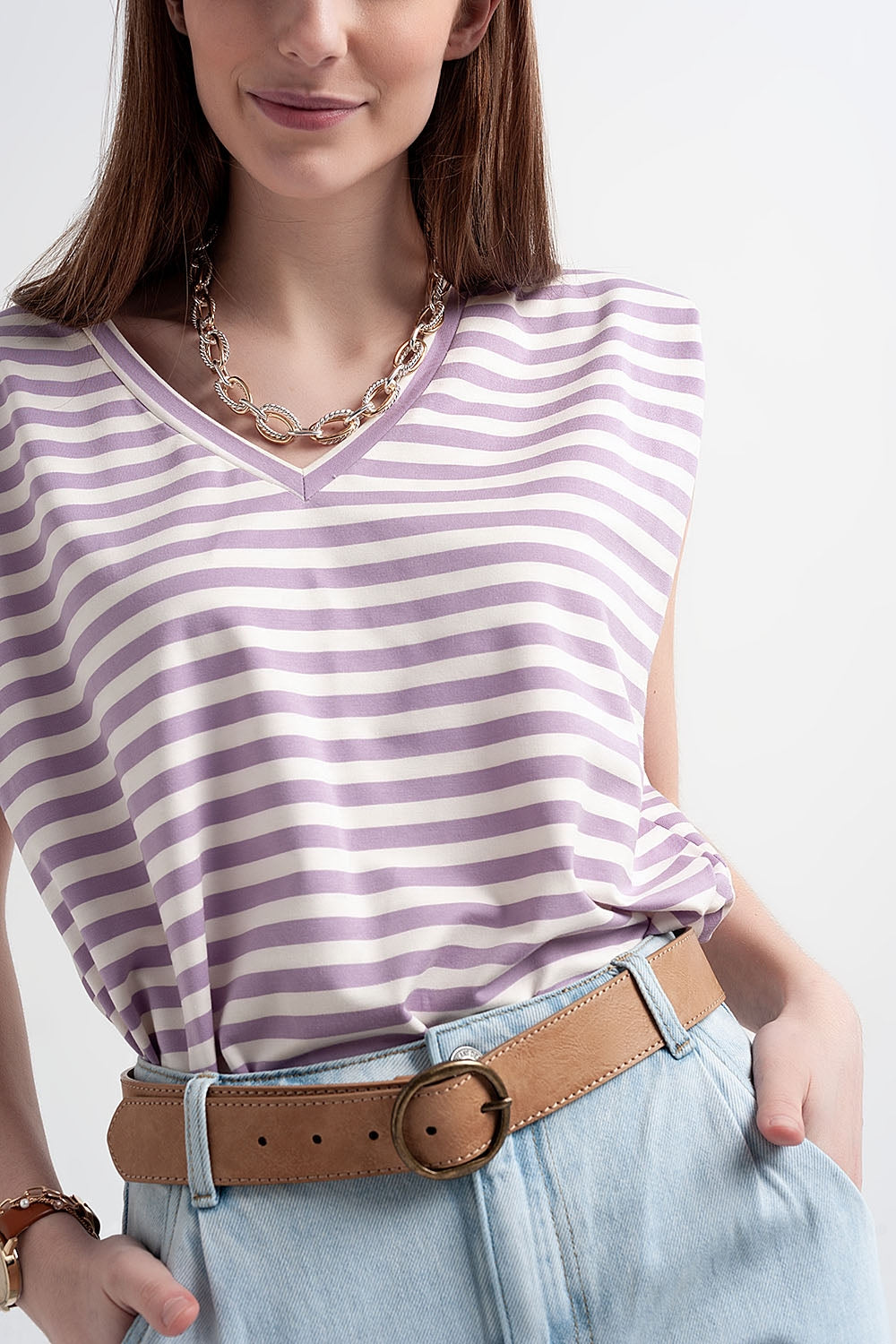 sleeveless t-shirt with shoulder pad in purple stripe